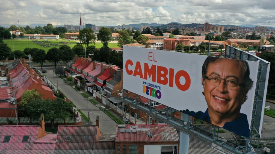 Petro, el "revolucionario" moderado que llev&oacute; finalmente a la izquierda al poder en Colombia
