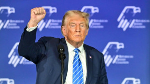 Trump pledges to reimpose Muslim 'travel ban' at Jewish gathering