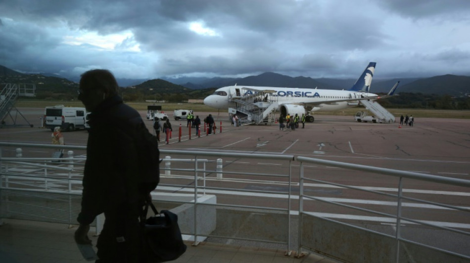 Les ports et a&eacute;roports de Corse bloqu&eacute;s par un mouvement social spontan&eacute;