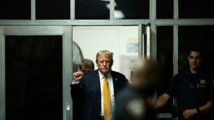 J&uacute;ri do julgamento de Trump inicia 2&ordm; dia de delibera&ccedil;&otilde;es