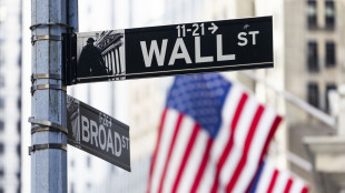Wall Street apre in calo, Dj -0,25%, Nasdaq -0,90%