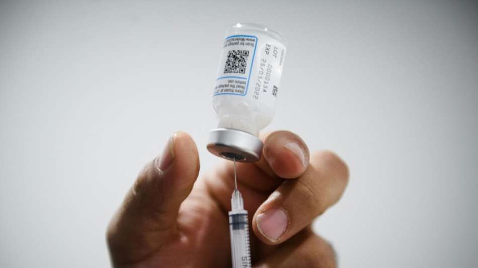 Vaccin Covid: la 2e dose de rappel ouverte aux 60 ans et plus, annonce V&eacute;ran
