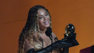 Beyonc&eacute; lidera carrera hacia los premios Grammy con 11 nominaciones