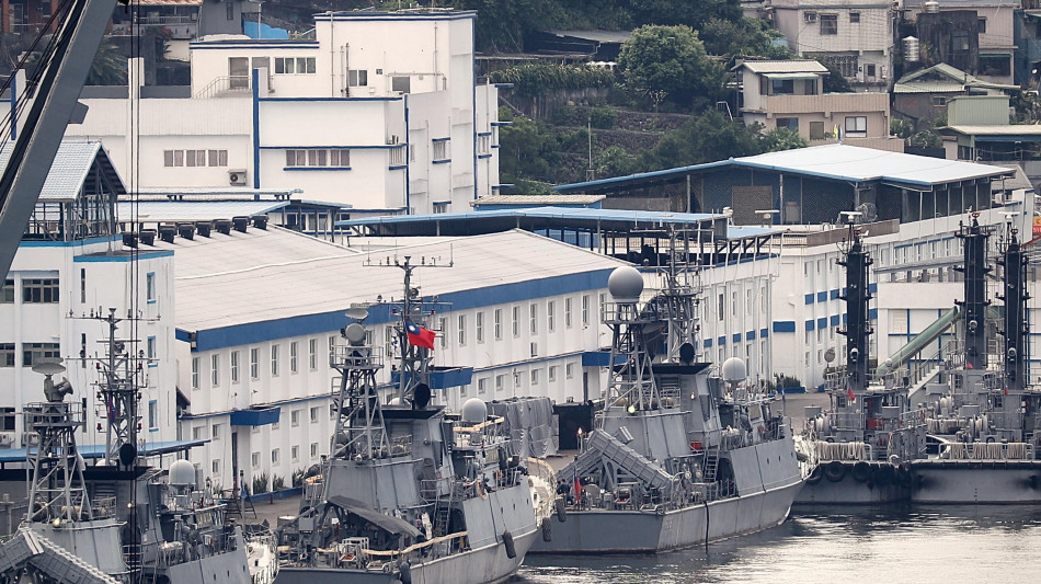 La Cina annuncia esercitazioni militari intorno a Taiwan