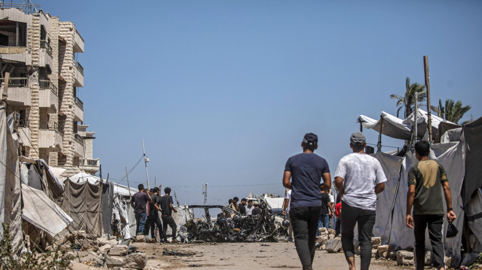 Gaza, 'due morti, tra cui una bambina di 6 anni, in un raid israeliano'