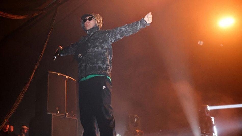 Hisbollah-Flagge bei Konzert: Ermittlungen gegen Mitglied von Rap-Gruppe Kneecap