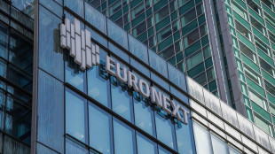 Borsa: l'Europa nervosa con la confusione sui dazi, Milano +0,7%