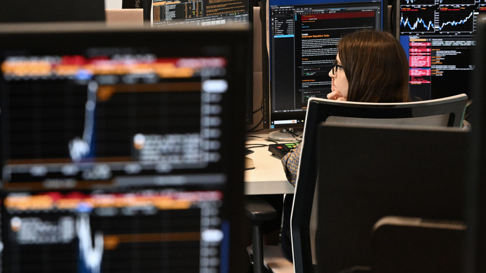 Borsa: Europa debole con lente su Usa-Iran, Wall Street attesa in rialzo