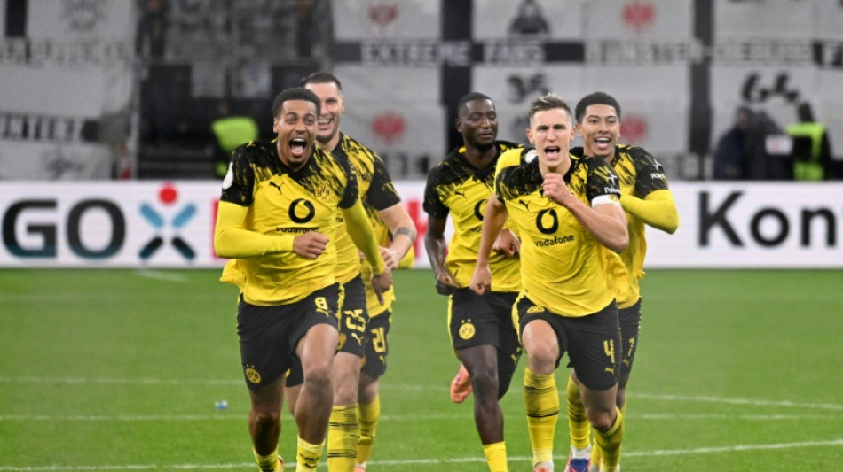 Dortmund knock Frankfurt out of German Cup on penalties
