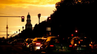 Berliner Verkehrsbetriebe d&uuml;rfen Falschparker an Haltestellen umsetzen lassen