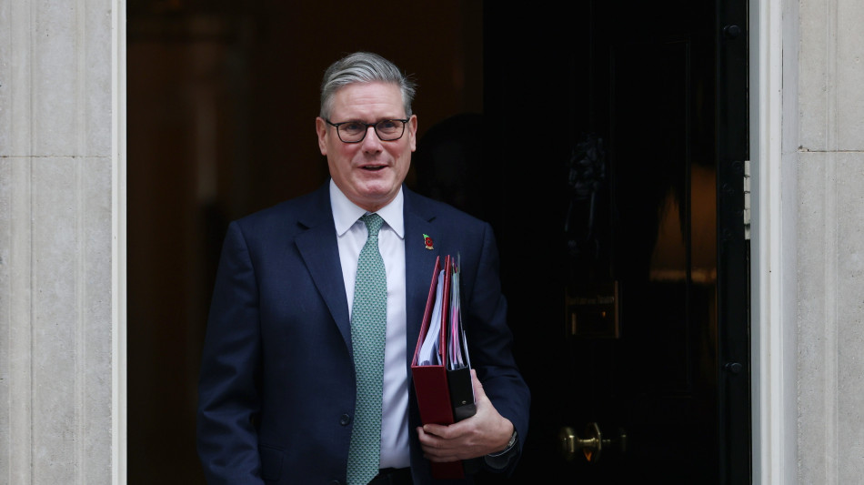 Starmer ribadisce difesa di 'una Bbc forte e indipendente'