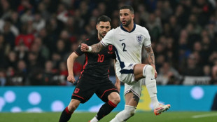 Kyle Walker anuncia aposentadoria da sele&ccedil;&atilde;o inglesa