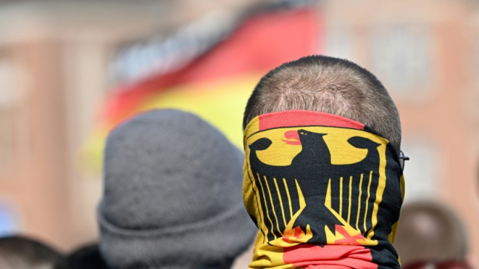 Anschl&auml;ge auf Fl&uuml;chtlinge und Linke geplant: Beh&ouml;rden zerschlagen rechtsextreme Zelle