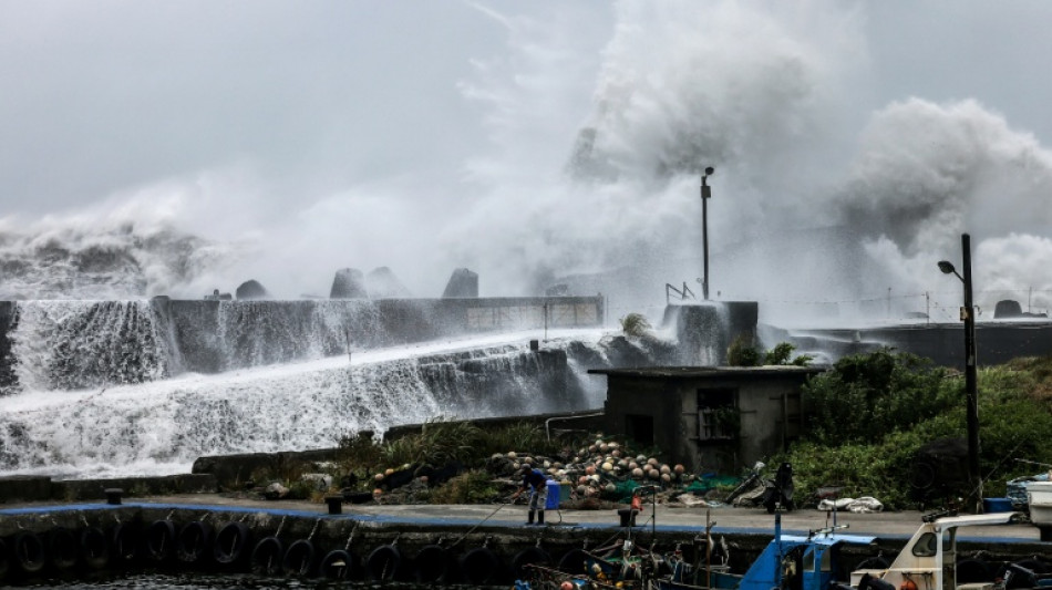 Over 900,000 people flee in China as typhoon lashes Taiwan, Japan islands
