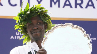 Albert Korir, queniano campe&atilde;o da Maratona de Nova York de 2021, &eacute; suspenso por doping