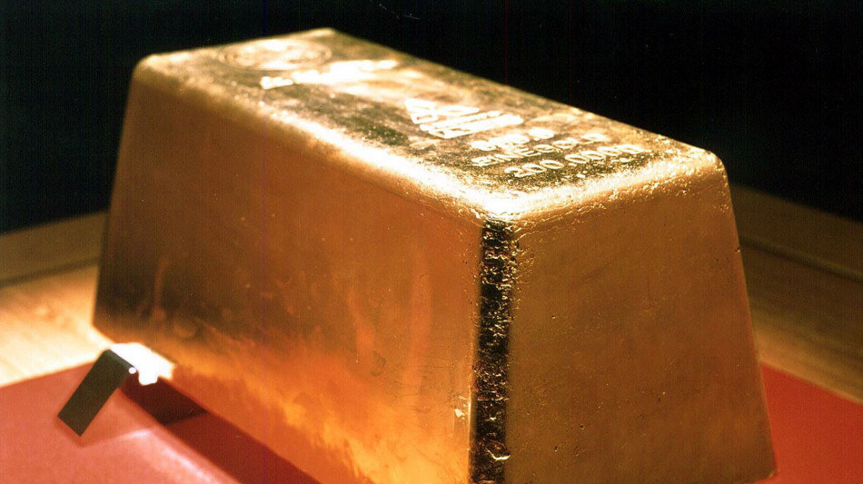 L'oro &egrave; stabile a 4.711 dollari l'oncia