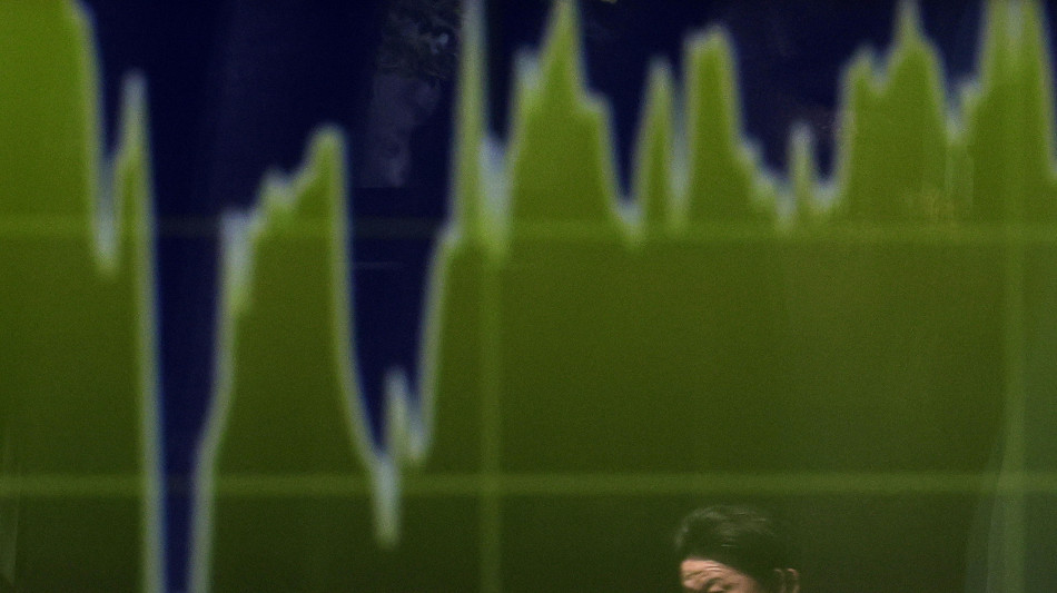 Borsa: Tokyo, apertura in aumento (+0,61%)