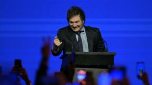 Milei asegura que Argentina levantar&aacute; el control de cambio en 2026