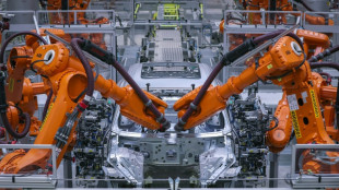 Jobabbau in der Industrie h&auml;lt an - Stimmung von Unternehmen leicht verbessert