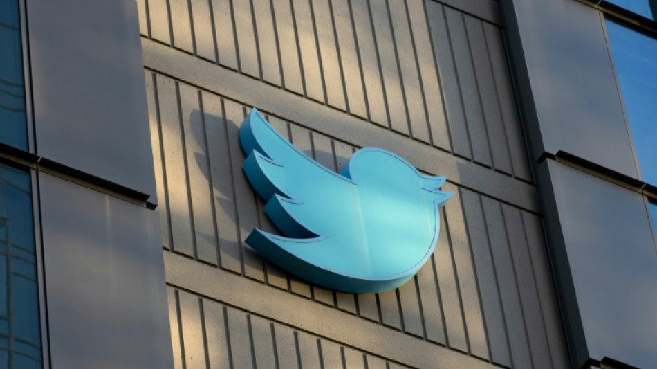Face aux comptes usurp&eacute;s, Twitter revoit, encore, son syst&egrave;me d'authentification