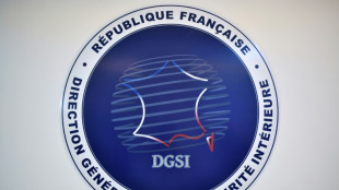 Livre sur la DGSI: procès ordonné pour un journaliste et deux ex-policiers