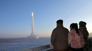L&iacute;der norcoreano advierte de "ataque nuclear" si es provocado