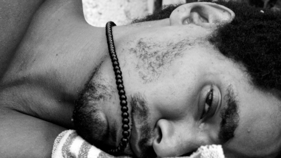 Artista disidente Otero Alc&aacute;ntara depone huelga de hambre en Cuba