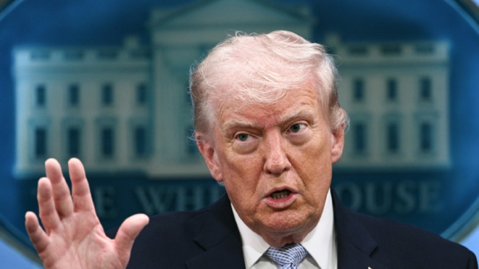 Etats-Unis et Iran revendiquent chacun la victoire apr&egrave;s un cessez-le-feu in extremis