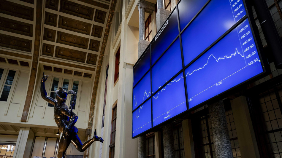Borsa: l'Europa rialza la testa, ma rallenta Milano (+0,7%)