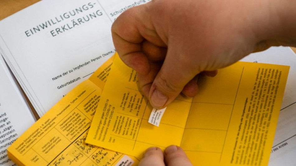 Prozess gegen Arzt wegen hunderter falscher Impfp&auml;sse in Bochum begonnen