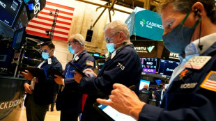 Ukraine: inqui&egrave;te pour l'&eacute;conomie, Wall Street termine en forte baisse