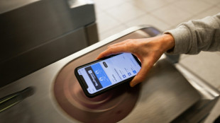 Transports en Ile-de-France: le Navigo mensuel passera &agrave; 90,80 euros (+ 2 euros) en 2026