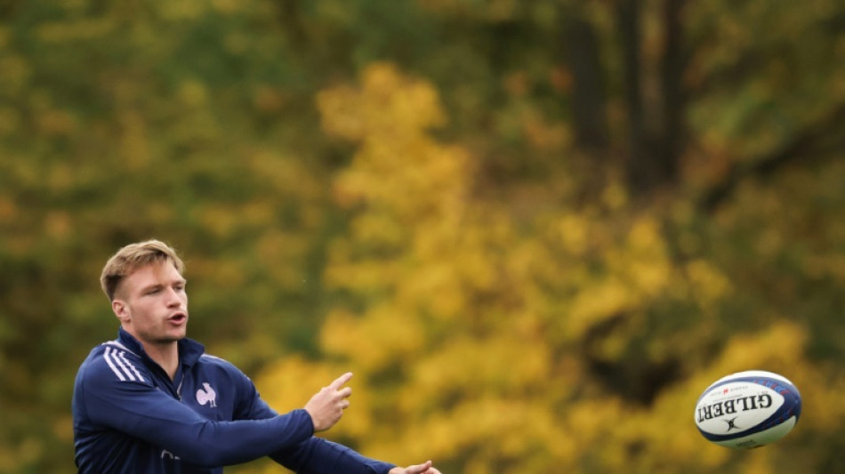 XV de France: L&eacute;o Barr&eacute; remplace Joris Segonds dans les 42 pour l'Afrique du Sud