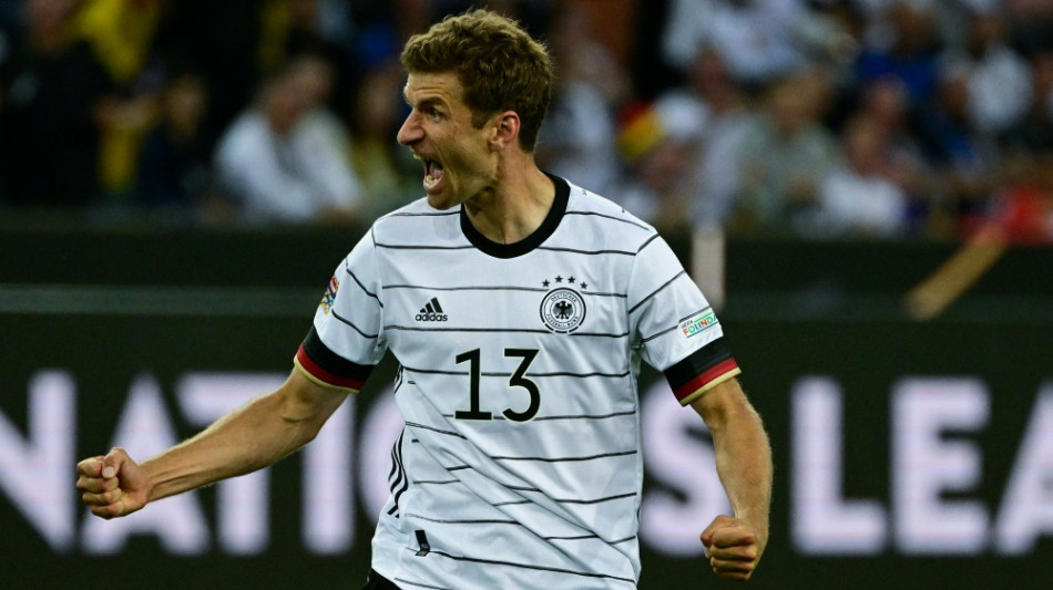 M&uuml;ller f&uuml;hrt DFB-Auswahl als Kapit&auml;n aufs Feld