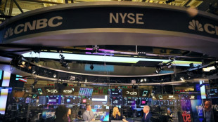 Wall Street termine la derni&egrave;re s&eacute;ance du mois en petite baisse