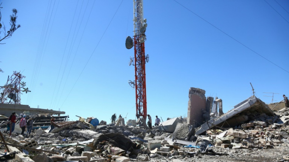 Turqu&iacute;a bombardea posiciones kurdas en Irak y Siria