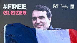 En Alg&eacute;rie, S&eacute;gol&egrave;ne Royal tente d'amorcer un d&eacute;gel