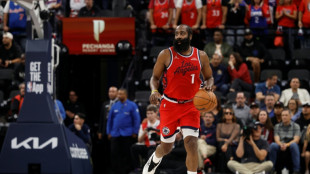 Harden's 55 leads Clippers win as Pistons streak hits 12