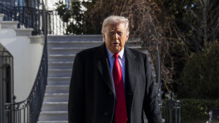 Trump partecipa ad una riunione sull'Iran, 'agir&ograve; di conseguenza