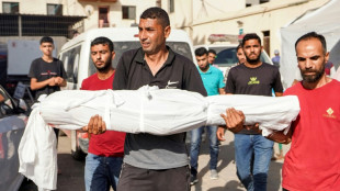 Israel bombardeia Gaza e tens&otilde;es continuam na fronteira com o L&iacute;bano