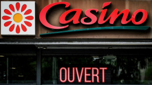 Feu vert de Casino pour "poursuivre les n&eacute;gociations" avec le duo Kretinsky-Ladreit de Lacharri&egrave;re et le fonds Attestor
