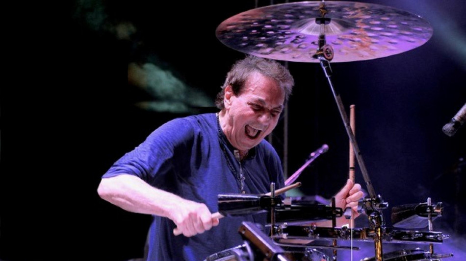 Tullio De Piscopo, 80 anni senza mai dormire