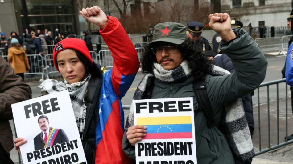 Suiza ordena bloquear los posibles activos de Maduro en el pa&iacute;s alpino