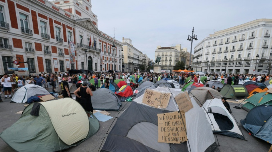 Housing protesters dig in for long stay in Madrid square