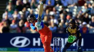 Wyatt-Hodge inspires England rout of Sri Lanka in Women's T20 World Cup opener
