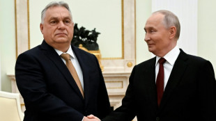 Orban defies EU by promising Putin to keep buying Russian oil 