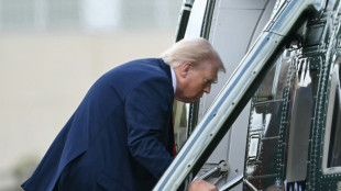 Trump tiene salud "excelente", dice su médico tras segundo chequeo médico del año