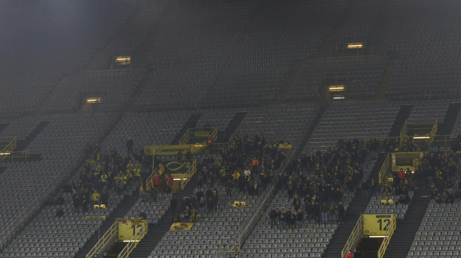 Auch BVB, K&ouml;ln und Bielefeld lassen Zuschauer-Obergrenze juristisch pr&uuml;fen