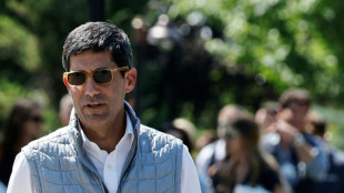 Streit um Chefposten bei US-Zentralbank geht weiter - Trump will Powell "feuern"