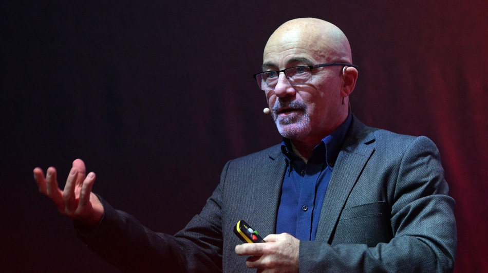 Cingolani, 'l'Europa non è sicura sulla Difesa, migliorerà fra 2-3 anni'